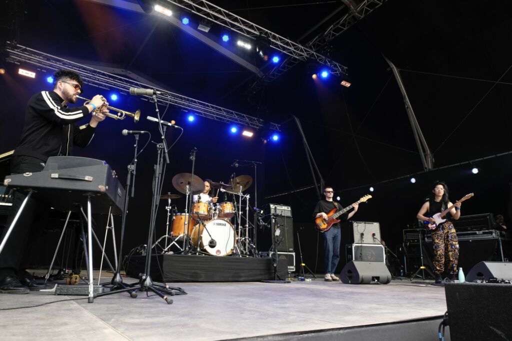 Roman REIDID X Paper Chase